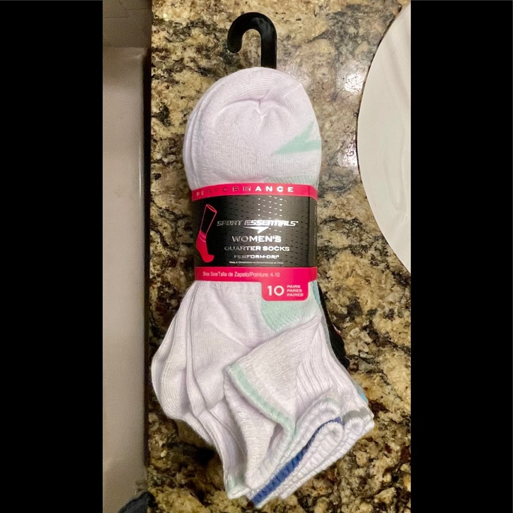 Women’s “Sport Essentials,” Quarter Socks 10 Pack!